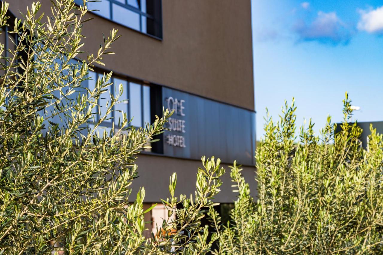 One Suite Hotel Mlini Exterior foto