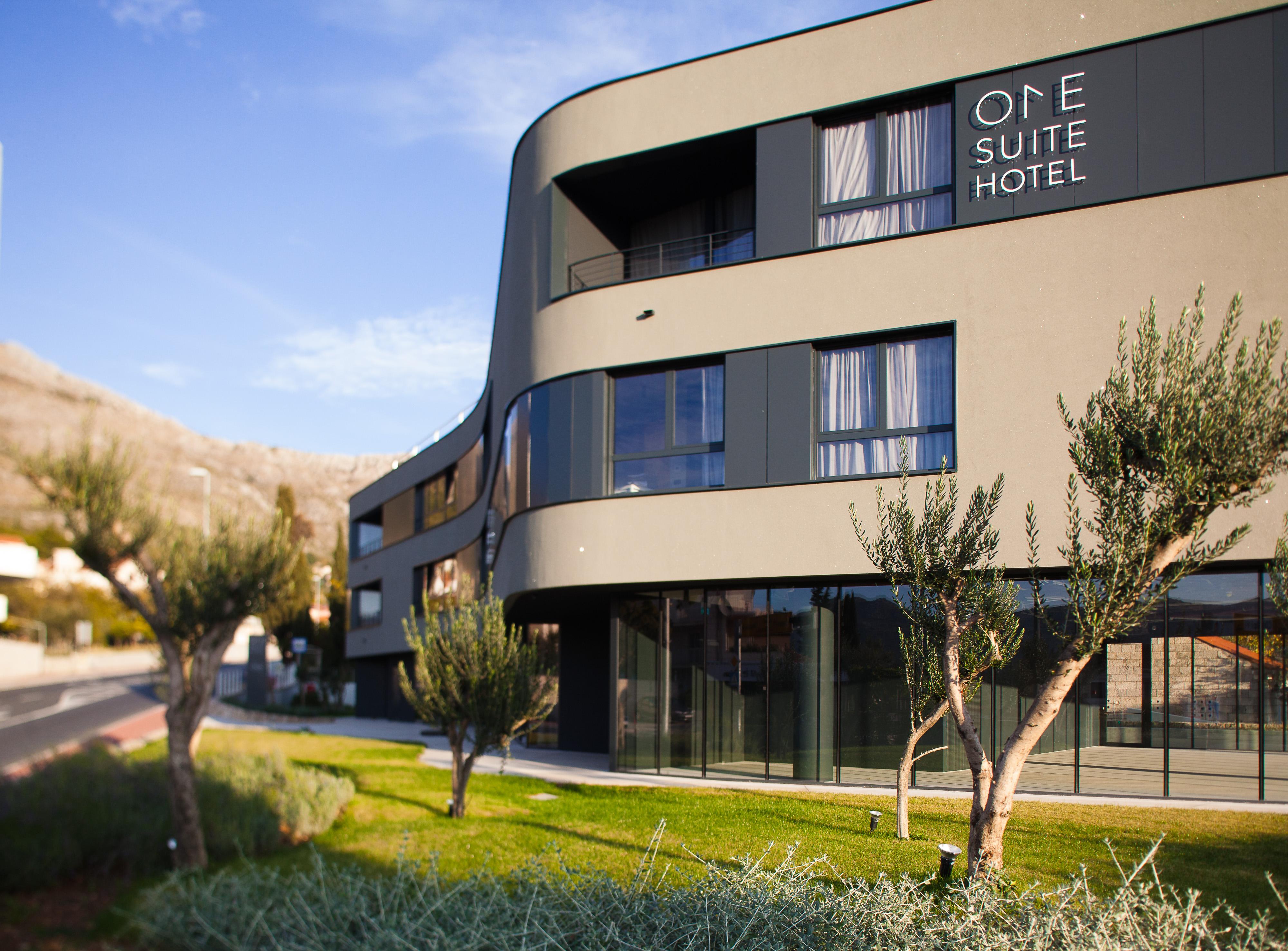 One Suite Hotel Mlini Exterior foto